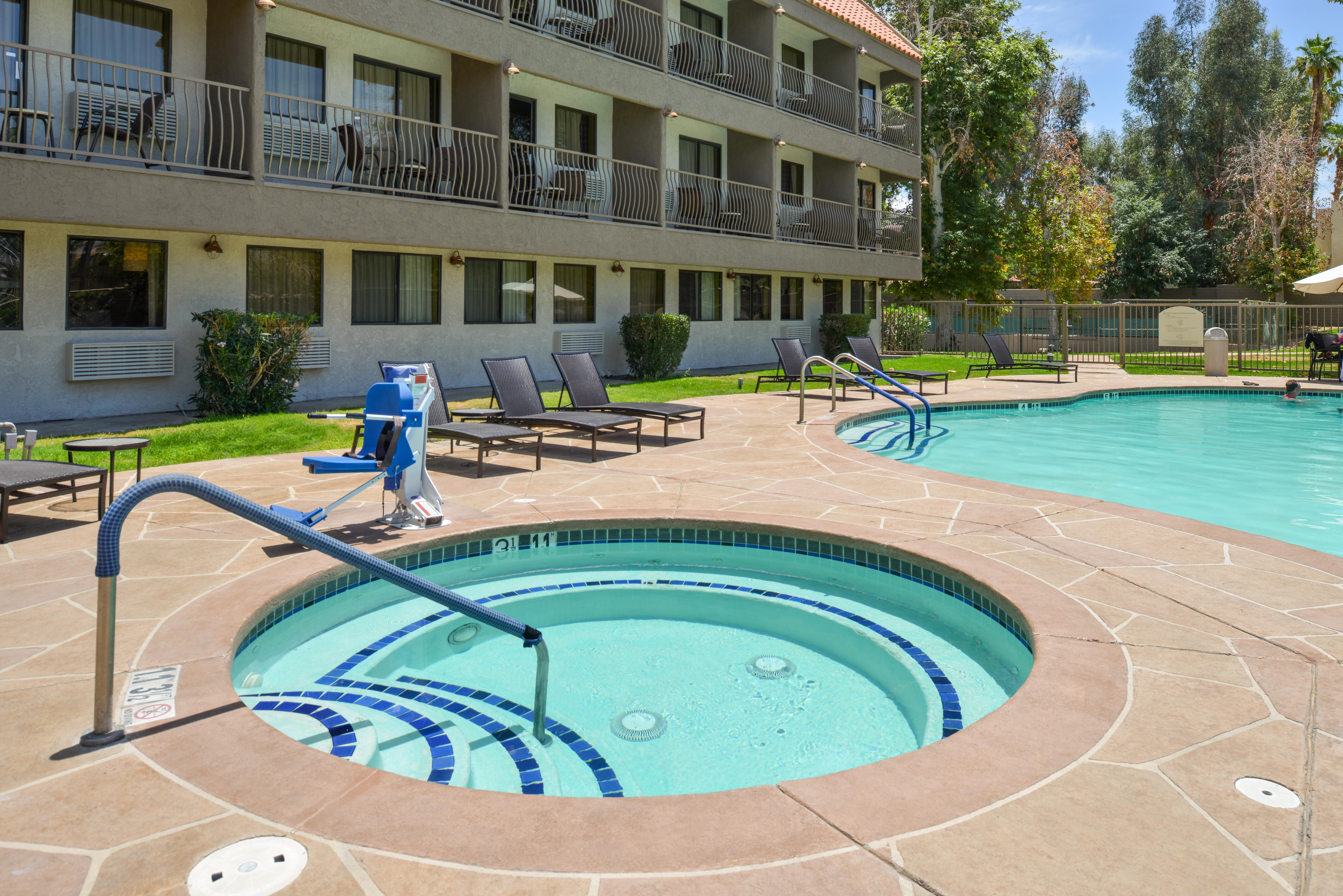 Holiday Inn Express Palm Desert, An Ihg Hotel Exterior photo