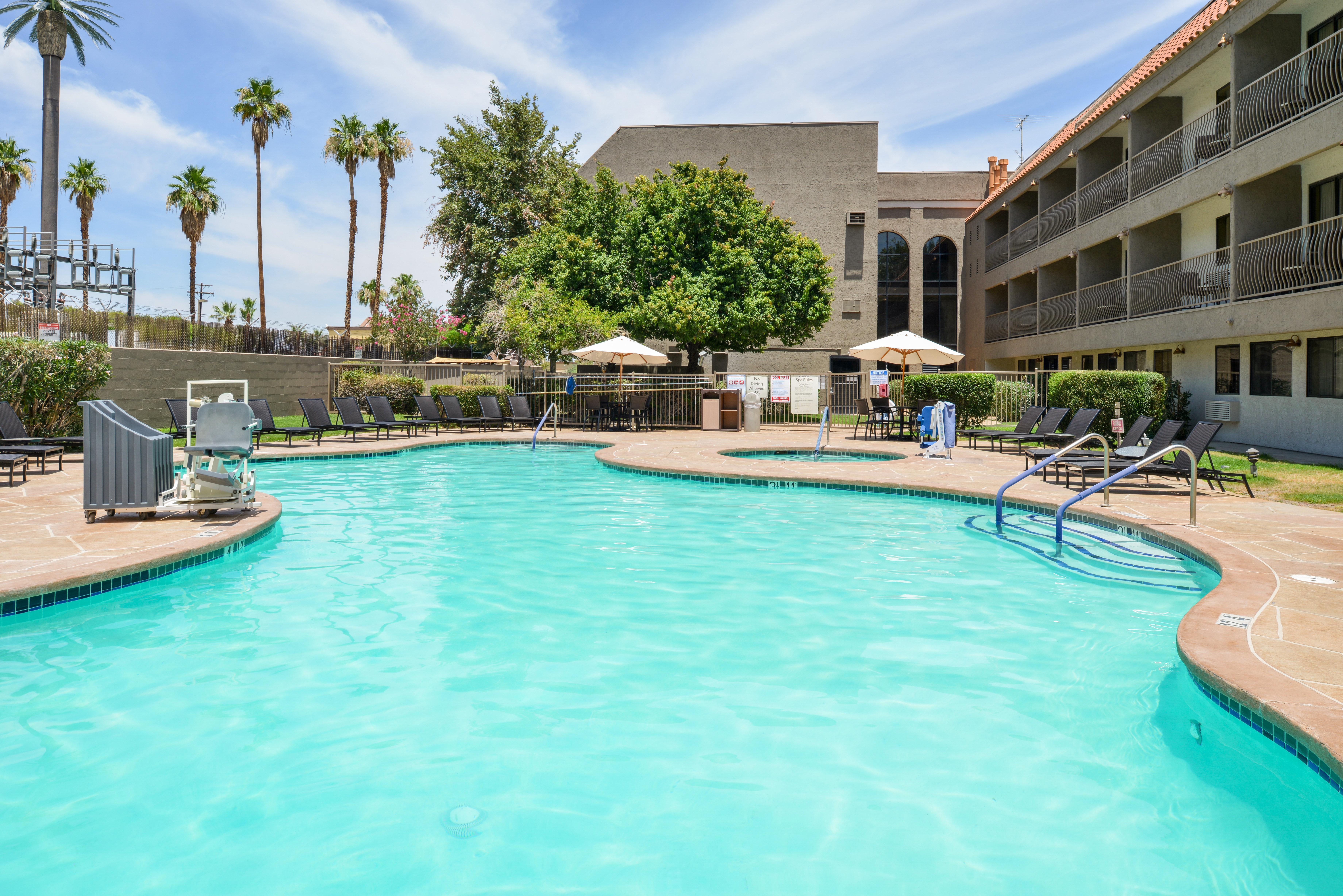 Holiday Inn Express Palm Desert, An Ihg Hotel Exterior photo