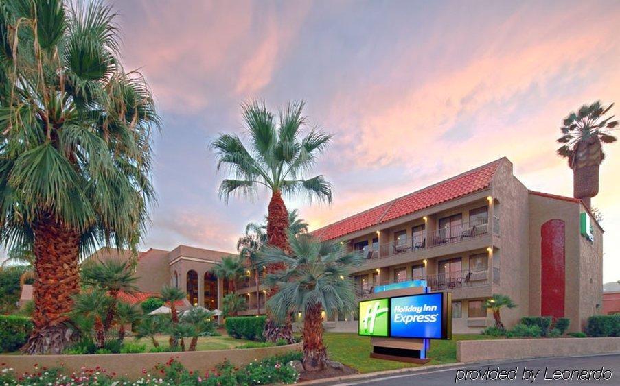 Holiday Inn Express Palm Desert, An Ihg Hotel Exterior photo