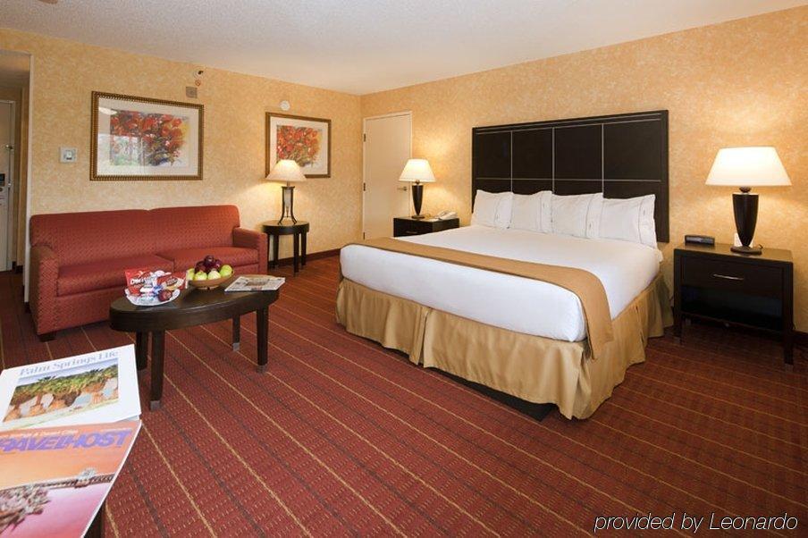 Holiday Inn Express Palm Desert, An Ihg Hotel Room photo